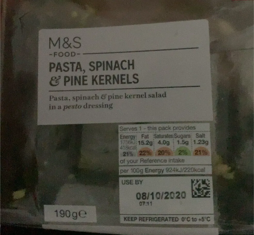 Pasta, spinach and pine kernels