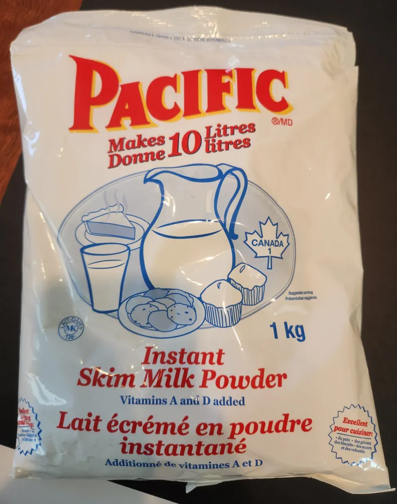 Instant skim milk powder
