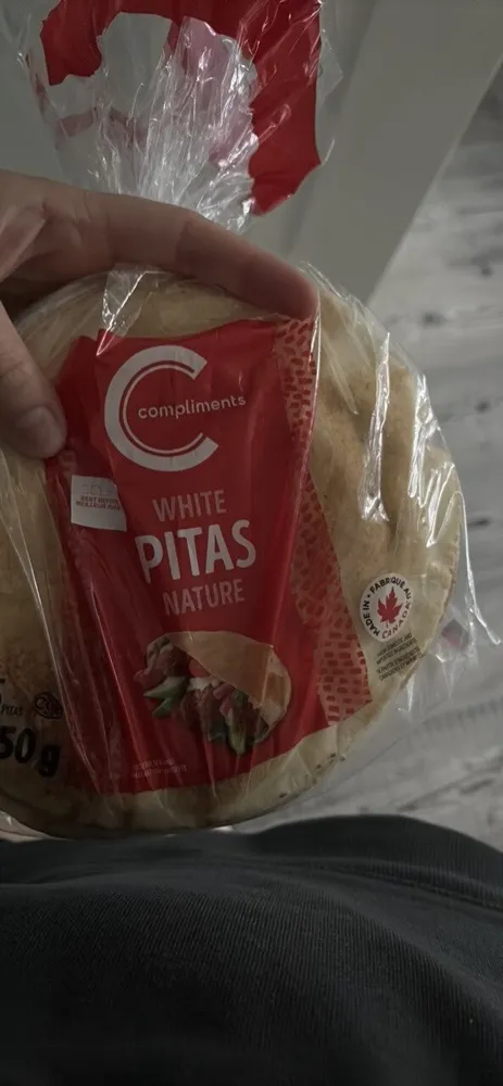 WHITE PITAS
