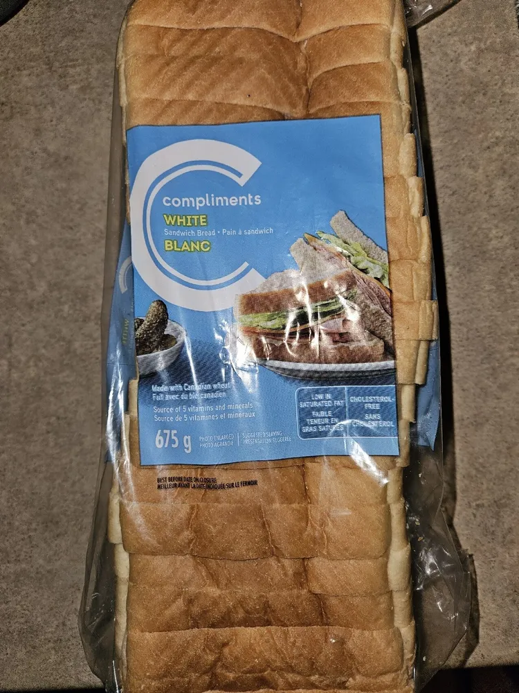 compliments white sandwish bread
