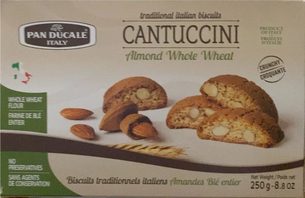 Traditional italian biscuts cantuccini