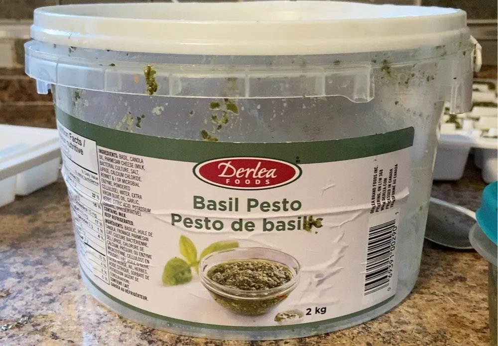 Basil pesto