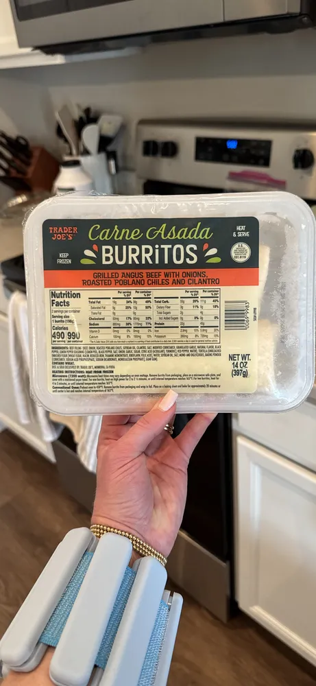 Carne Asada BURRiTOS
