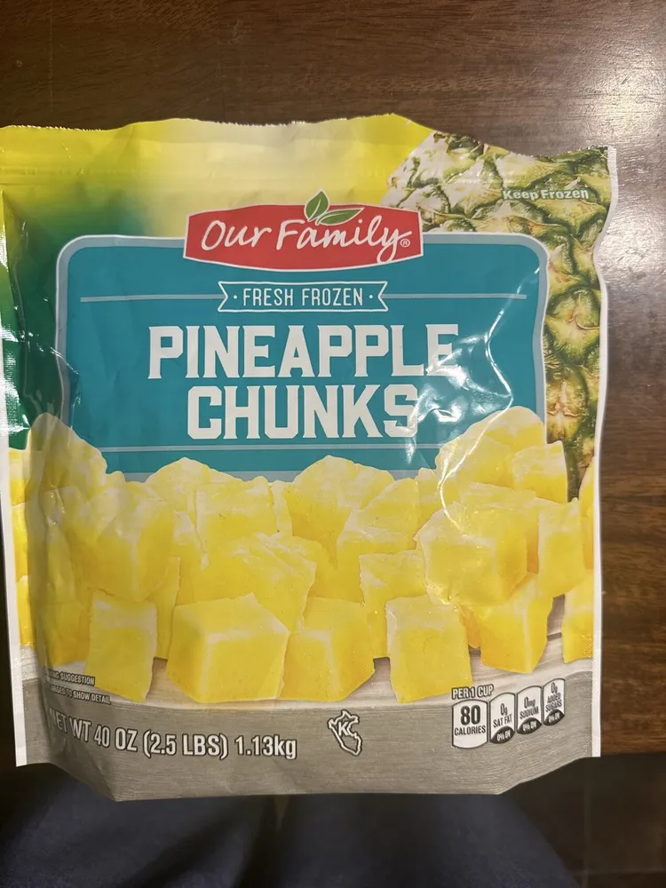 Fresh Frozen Pineapple Chunks
