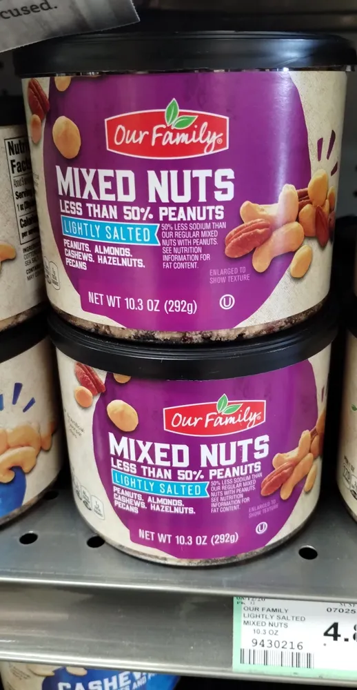 MIXED NUTS