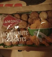 Noix géante