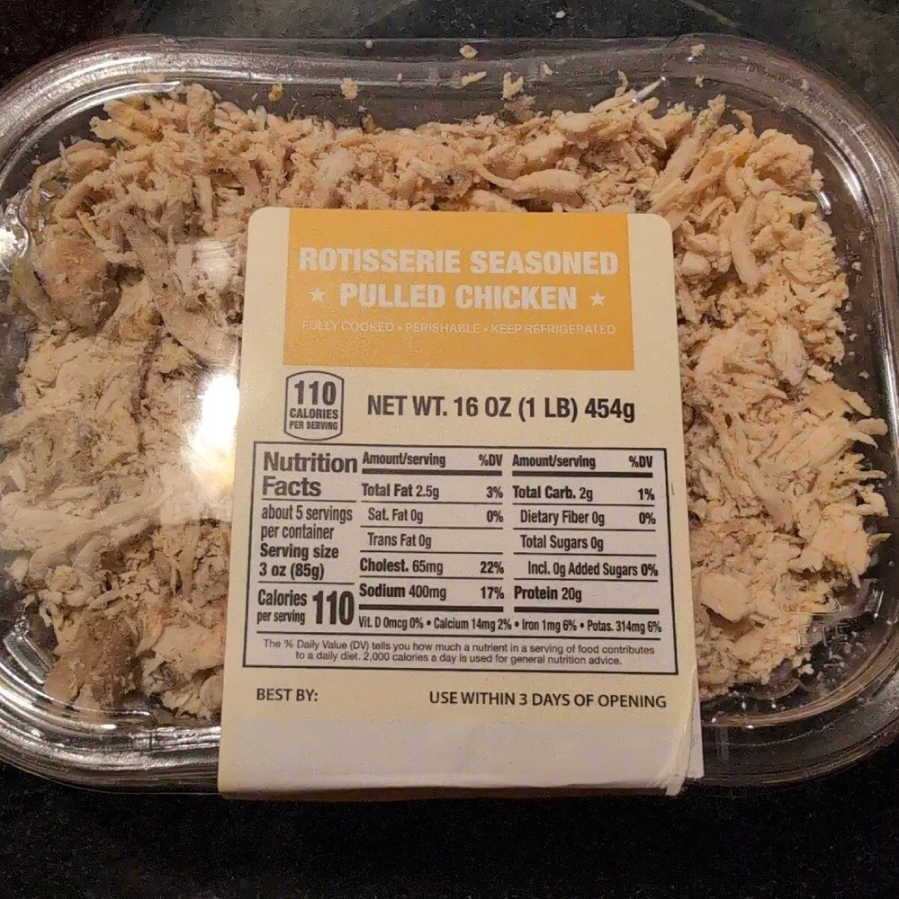 ROTISSERIE SEASONED PULLED CHICKEN