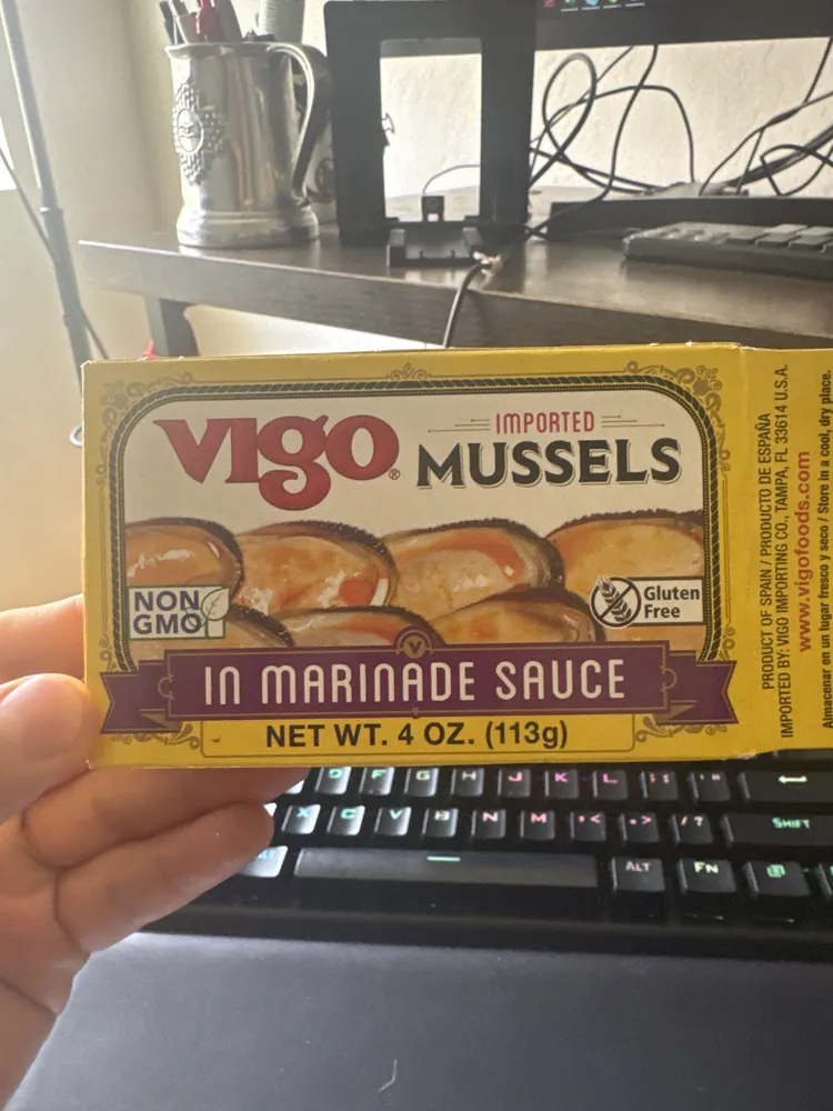 Mussels in marinade sauce