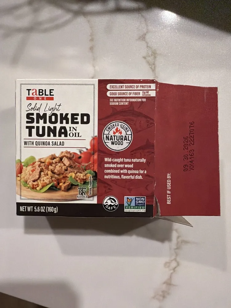 Smoked Tuna in Oil with Quinoa Salad