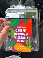 CREAMY HUMMUS & VEGETABLE WRAP