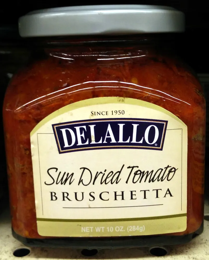 Sun-dried tomato bruschetta