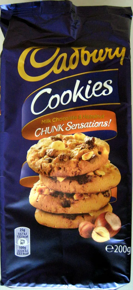 Cookies Milk & Hazelnut Chunk Sensations