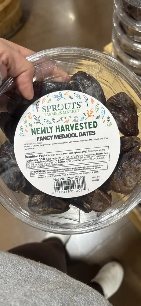 New crop fancy medjewel dates