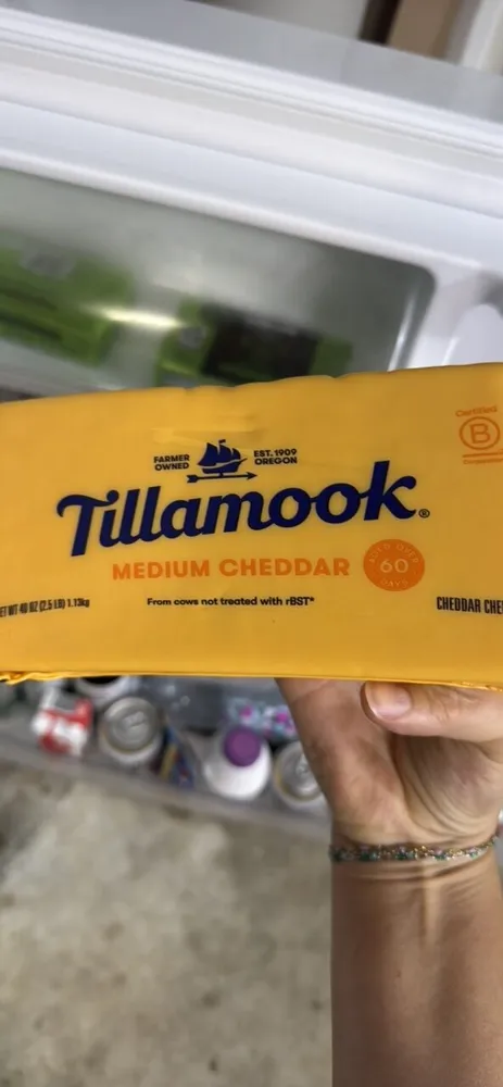 Medium Cheddar
