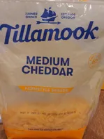Medium Cheddar Farmstyle Shreds