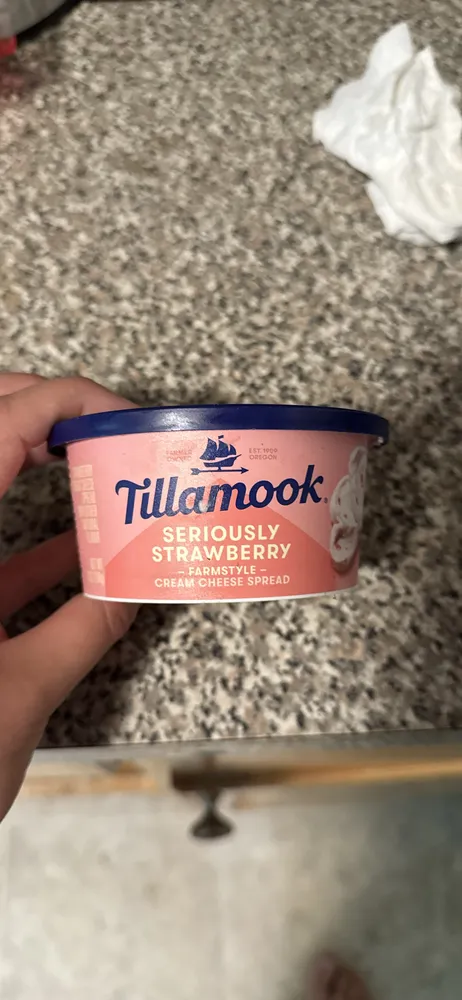 Seriously Strawberry Farmstyle Cream Cheese Spread