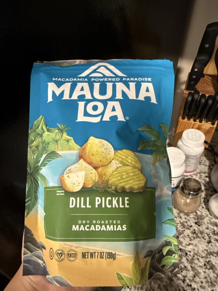 Dill Pickle Macadamia Nuts