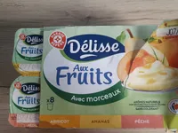 Yaourts aux fruits avec morceaux, abricot ananas pêche poire