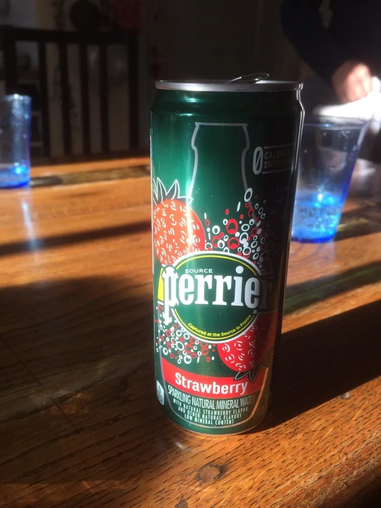 Perrier strawberry