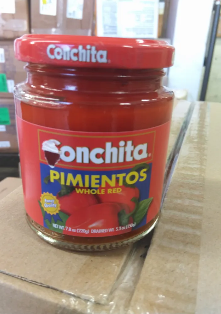Pimientos whole red