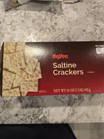 Saltine crackers, saltine