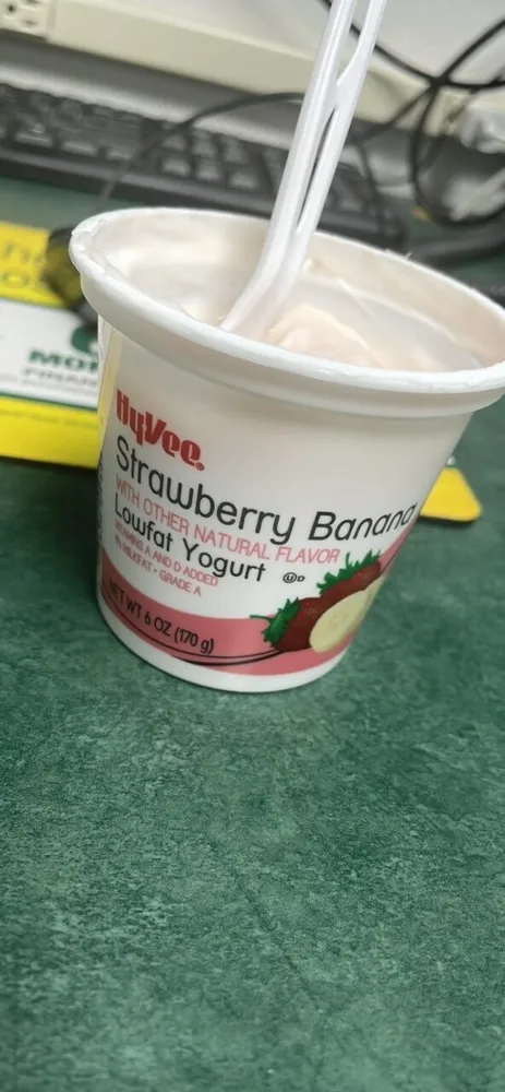 Strawberry Banana Lowfat Yogurt