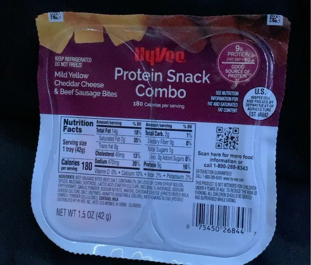 Protein Snack Combo Mild Yellow Cheddar Cheese & Beef Sausage Bites