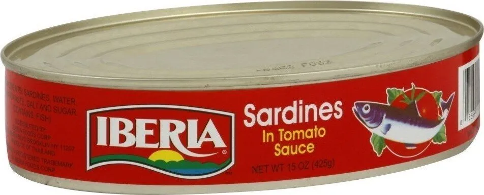 Oval sardines in tomato sauce