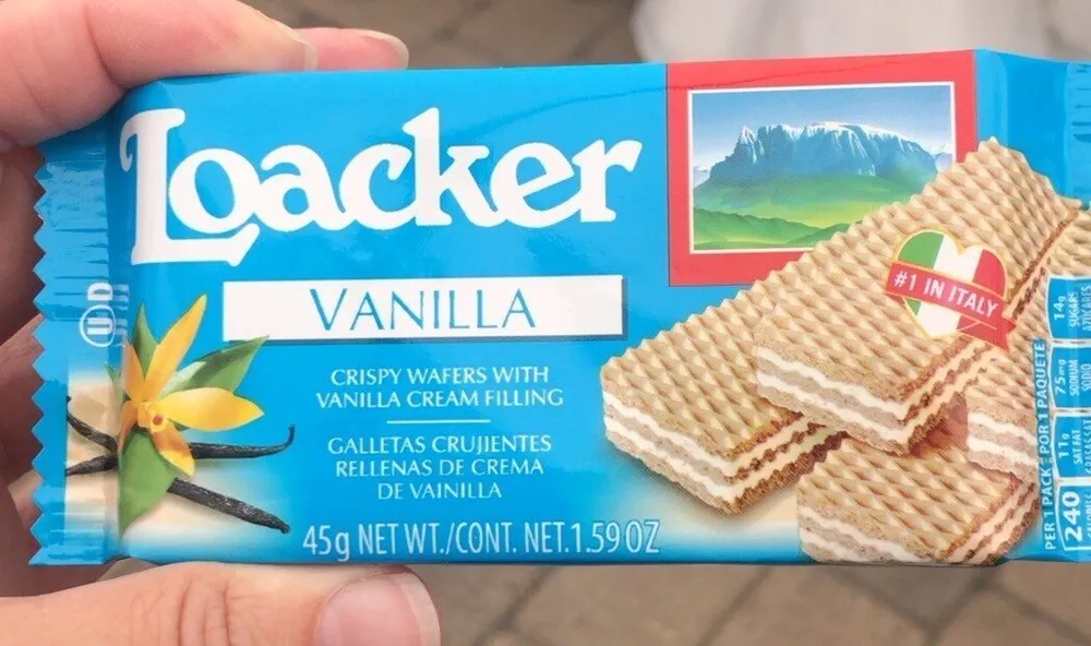 Classic Vanilla Crispy Wafers with Vanilla Cream Filling