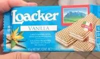 Classic Vanilla Crispy Wafers with Vanilla Cream Filling