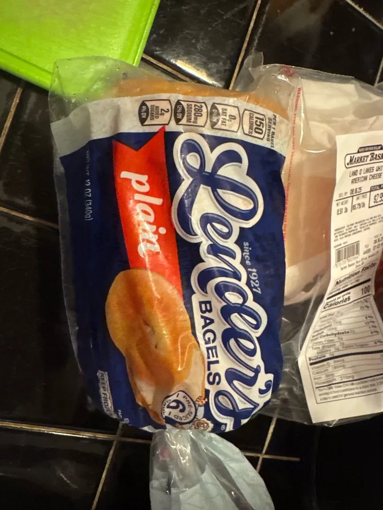Lenders plain sliced bagel