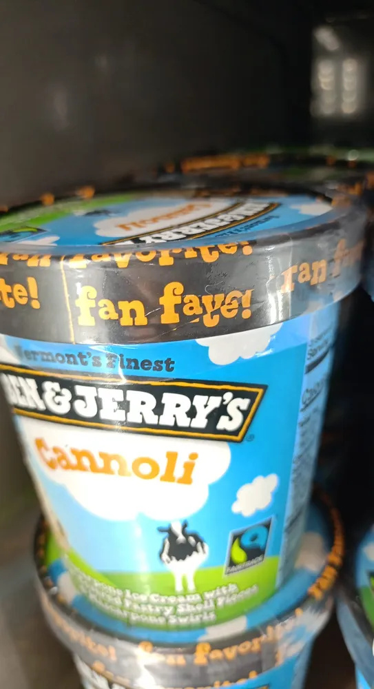Cannoli ice cream