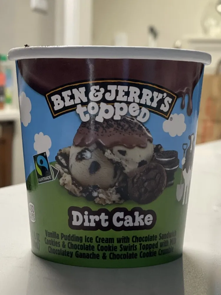 Ben & Jerry's Topped Dirt Cake