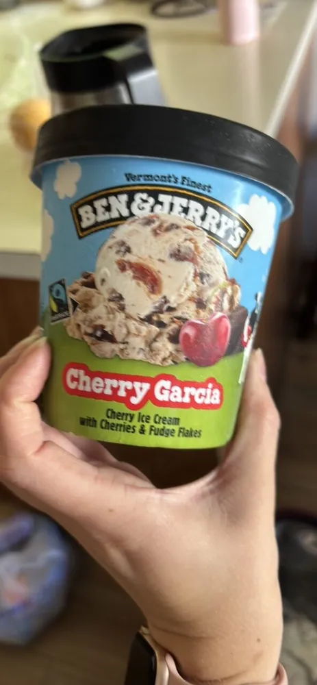 Cherry Garcia Cherry Ice Cream with Cherries & Fudge Flakes