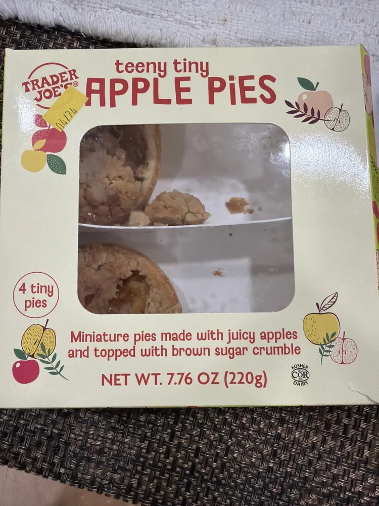 teeny tiny APPLE PIES