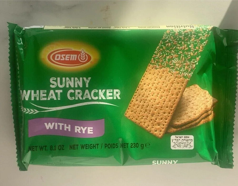 Sunny wheat cracker