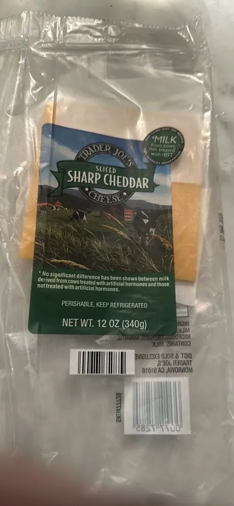 Sliced Sharp Cheddar Cheese
