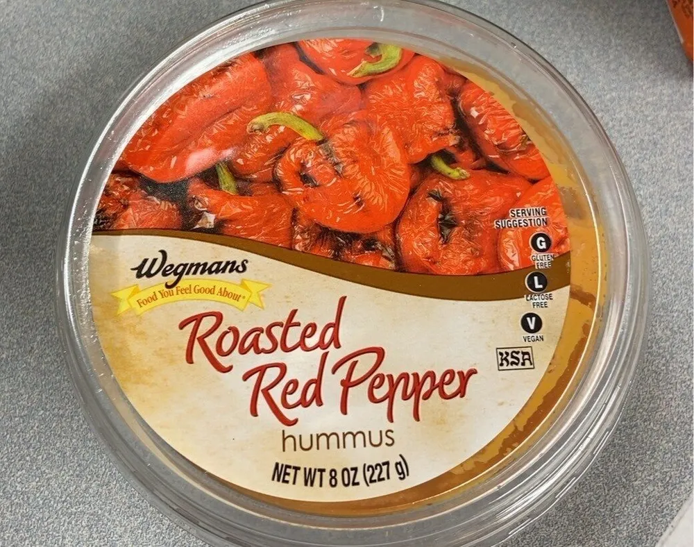ROASTED RED PEPPER HUMMUS