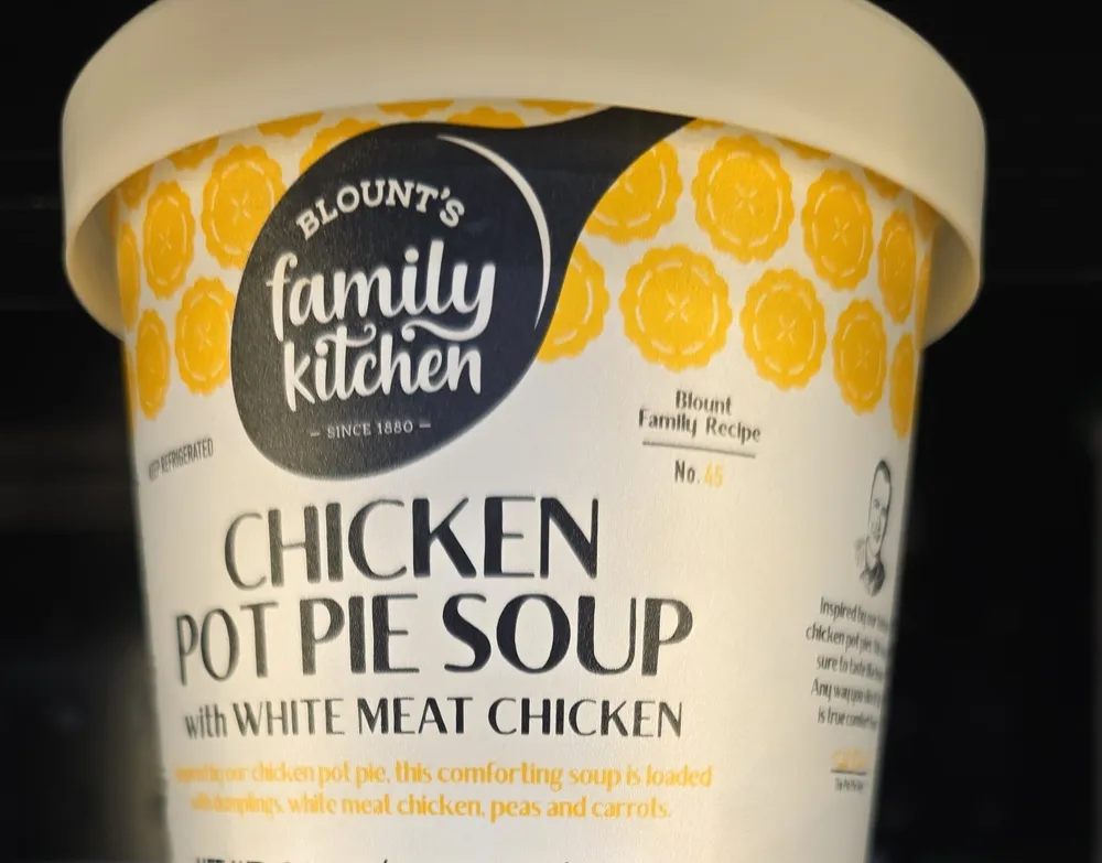 CHICKEN POT PIE SOUP with WHITE MEAT CHICKEN