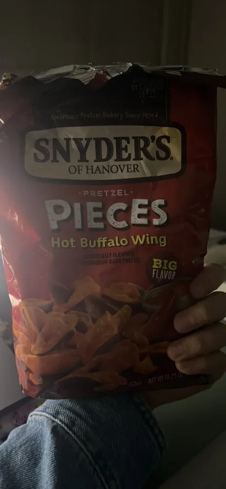 Pretzel Pieces Hot Buffalo Wing