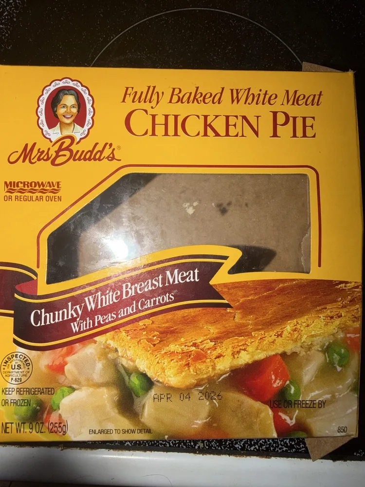 Fully Baked White Meat Chicken Pie
