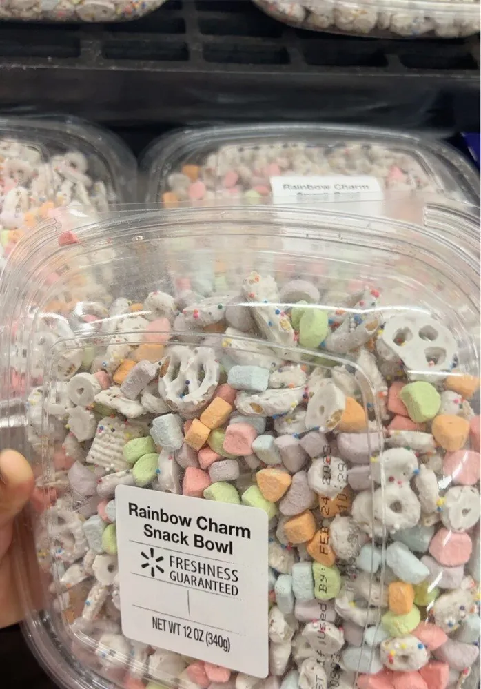 Rainbow charm snack bowl