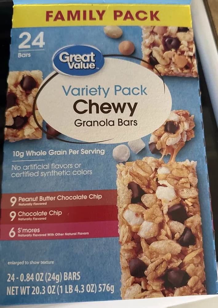 Peanut Butter Chocolate Chip Chewy Granola Bar
