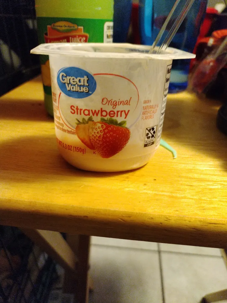 Original strawberry lowfat yogurt