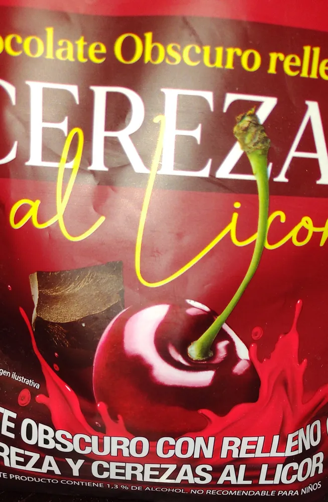 Chocolate obscuro relleno de cerezas