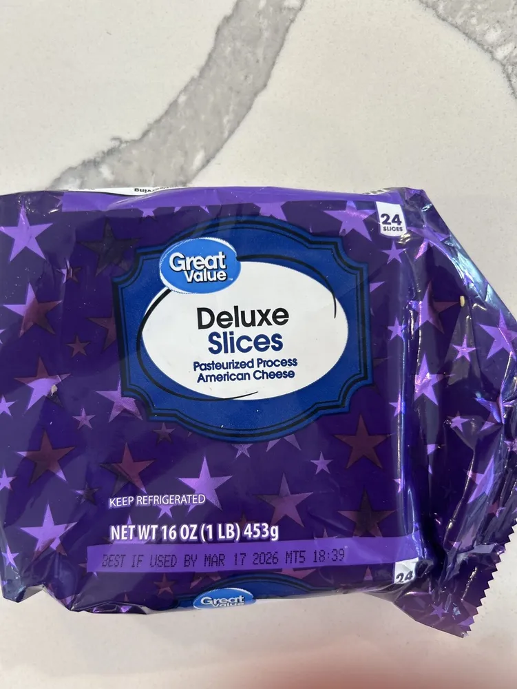 Deluxe Slices Pasteurized Process American Cheese