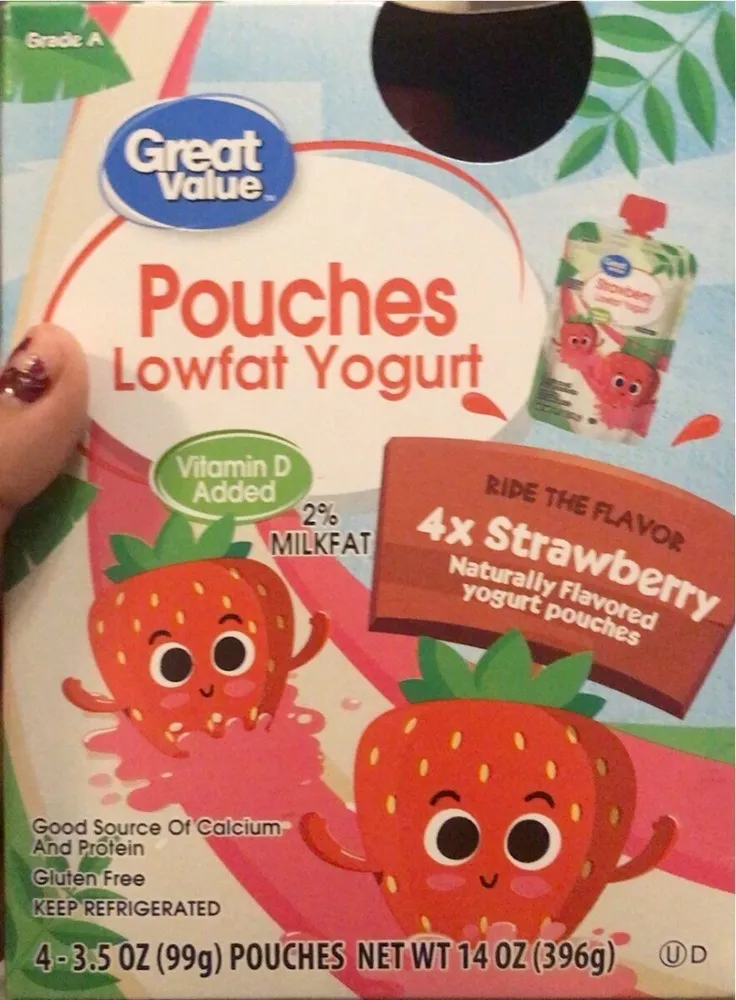 Pouches low fat yogurt