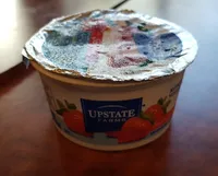 Upstate Niagara Coop Strawberry Rich and Creamy Yogurt 4 Ounce