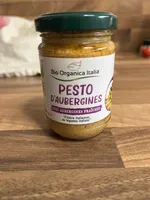 Pesto d'aubergines avec aubergines fraîches