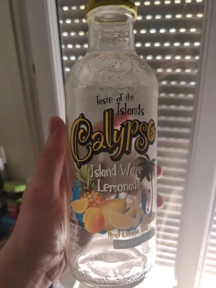 Island wave lemonade